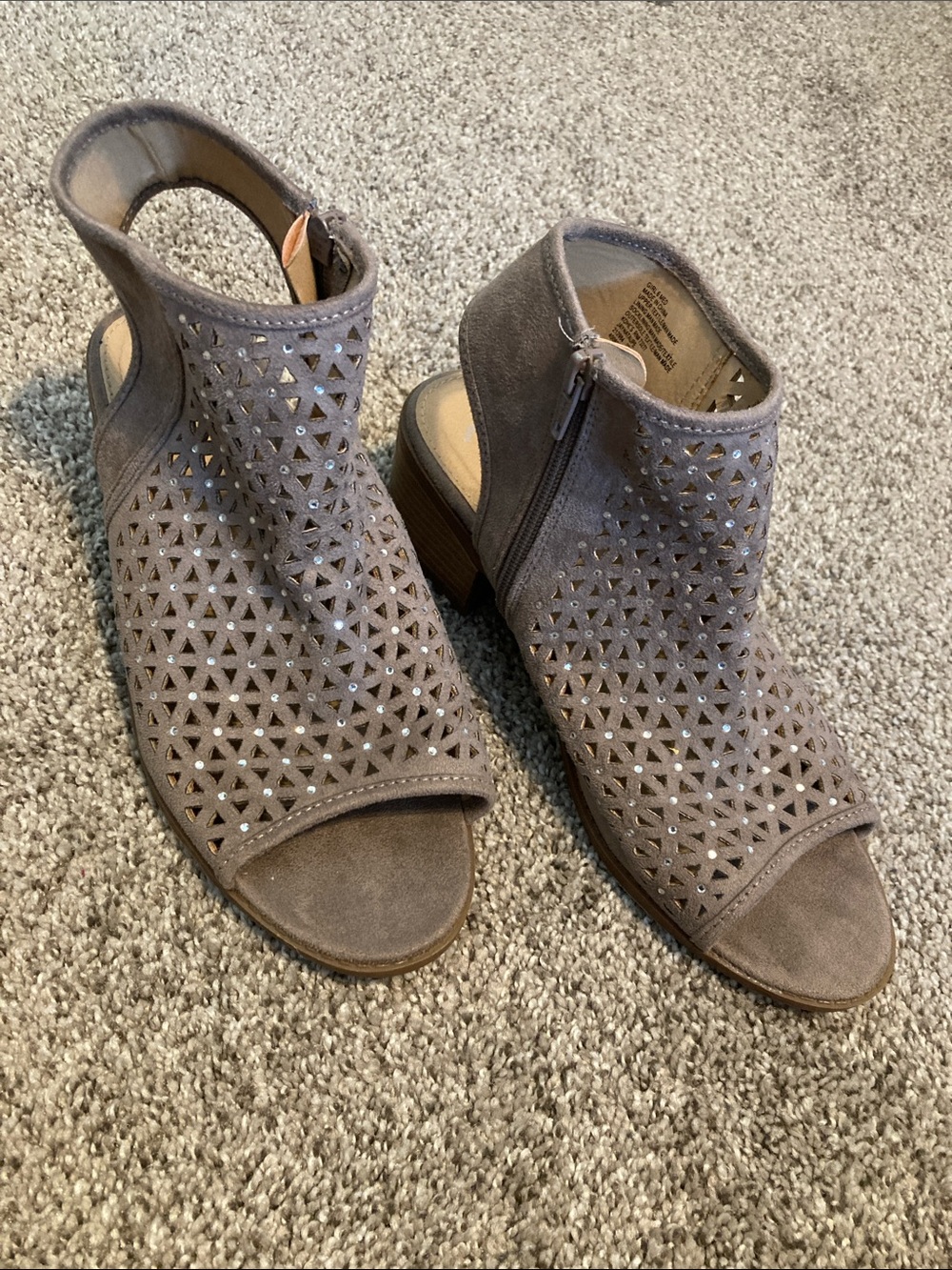 SO Women’s Taupe Cutout Peep-Toe Block Heel Sandals